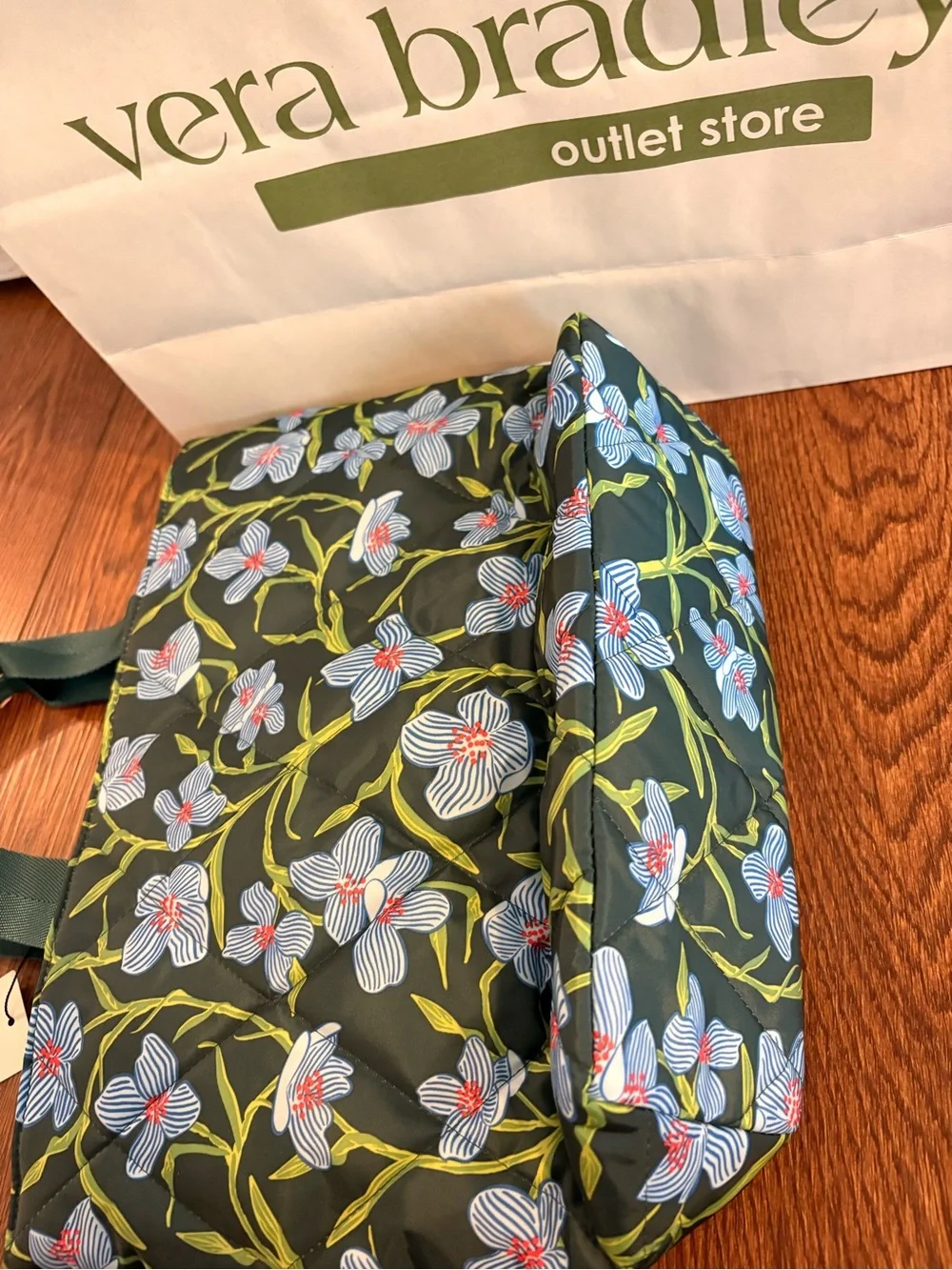 Vera Bradley Navy Green Floral Quilted Lunch Tote